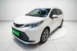 丰田 赛那SIENNA 2023款 2.5L混动 至尊版