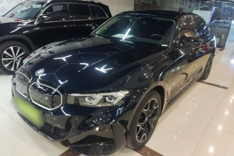 宝马i3 2024款 eDrive 40 L 曜夜套装