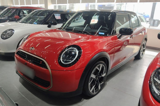 MINI 2025款 2.0T COOPER S 艺术家 五门版