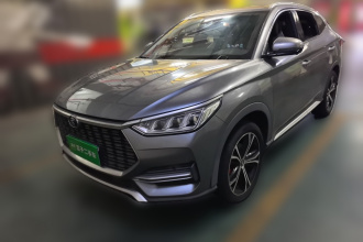 比亚迪 宋PLUS 2020款 1.5T 自动旗舰型