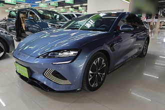 比亚迪 海豹 2023款 冠军版 700km 尊贵型