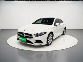 奔驰A级 2020款 改款 A 200 L 运动轿车动感型