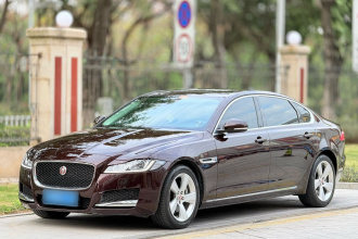 捷豹XFL 2020款 XFL 2.0T P200 两驱精英版