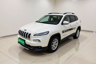 Jeep 自由光 2017款 2.4L 领先版