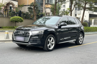 奥迪Q5L 2020款 改款 40 TFSI 荣享进取型