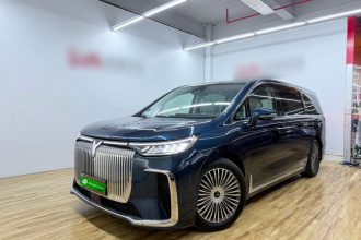 岚图汽车 岚图梦想家 2025款 PHEV 四驱旗舰鲲鹏版