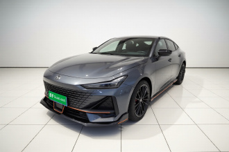 长安UNI-V 2022款 1.5T 运动版