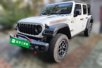 Jeep 牧马人 2024款 2.0T 罗宾汉四门版