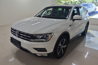 大众 途观L 2019款 330TSI 自动两驱全景舒适版 国VI