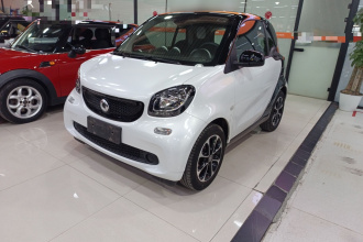 smart fortwo 2015款 1.0L 52千瓦硬顶激情版