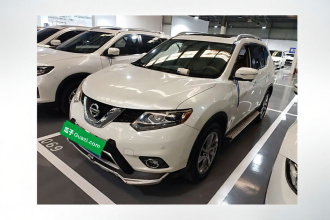 日产 奇骏 2014款 2.5L CVT至尊版 4WD