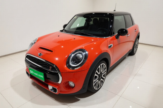 MINI 2018款 2.0T COOPER S 艺术家 五门版