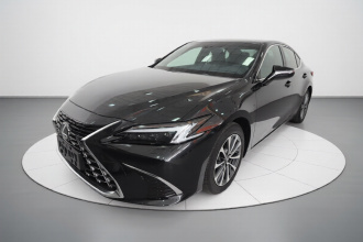 雷克萨斯ES 2025款 300h 臻享版