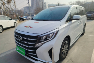 广汽传祺 传祺M8 2023款 领秀系列 390T 尊贵版