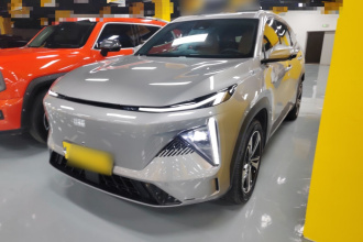 吉利银河 银河L7 2024款 1.5T 115km PLUS  龙腾版