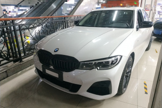 宝马3系 2021款 改款 325i M运动曜夜套装