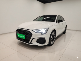 奥迪A3 2022款 A3L Limousine 35 TFSI 时尚运动型