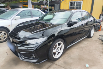 本田 思域 2021款 HATCHBACK 220TURBO 手动驾趣控