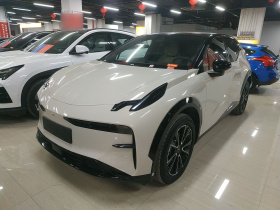 极氪X 2025款 四座后驱魔方版