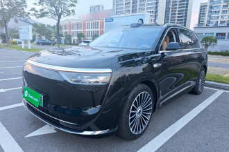 鸿蒙智行 问界M8 2025款 增程 Ultra版 53.4kWh 6座版 (192线激光雷达）
