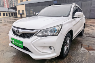 比亚迪 宋 2016款 盖世版 1.5TI 手动精英型