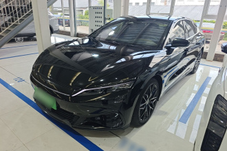 比亚迪 汉 2022款 EV 创世版 610KM四驱尊享型