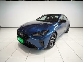 宝马2系 2025款 225L M运动曜夜套装