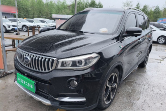 SWM斯威汽车 SWM斯威X7 2017款 1.5T 自动智享型 7座