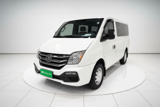 上汽大通MAXUS 新途V80 2023款 2.0T 手动经典傲运通短轴超低顶7/8/9座