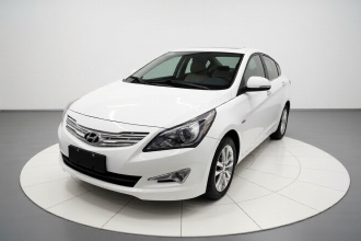 现代 瑞纳 2014款 1.4L 手动顶级型TOP