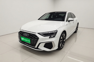 奥迪A3 2022款 A3L Limousine 35 TFSI 时尚运动型