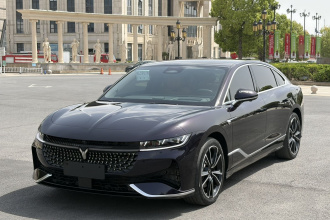 岚图汽车 岚图追光 2024款 PHEV 四驱超长续航旗舰版