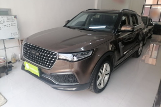 众泰T700 2017款 1.8T 双离合尊贵型