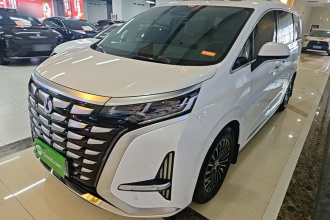 腾势D9 2022款 DM-i 970 四驱旗舰型