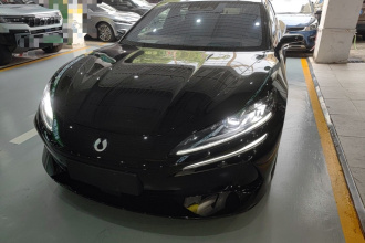 腾势Z9GT 2024款 1100四驱Ultra版