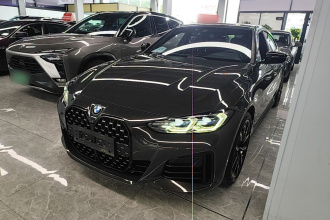 宝马4系 2022款 425i Gran Coupe M运动曜夜套装
