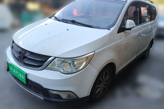 宝骏730 2014款 1.5L 手动舒适型 7座