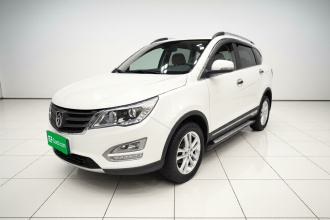 宝骏560 2016款 1.8L 手动舒适型