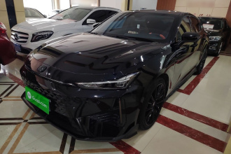 长安UNI-V 2024款 1.5T 尊贵运动型