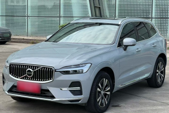 沃尔沃XC60 2024款 B5 四驱智逸豪华版