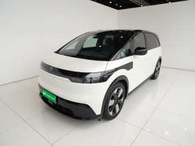 极氪MIX 2025款 智驾版