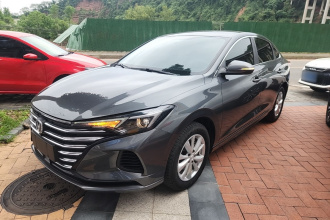 长安 逸动 2022款 PLUS 1.6L GDI 手动精英型