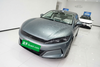 比亚迪 汉L 2025款 DM-i 200KM激光雷达旗舰型
