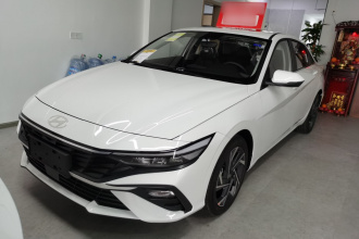 现代 伊兰特 2023款 1.5L CVT GLX精英版