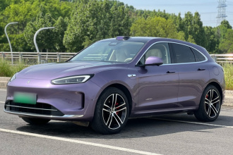 鸿蒙智行 问界M5 2025款 增程   Ultra 四驱版