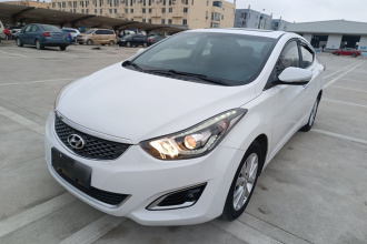 现代 朗动 2016款 1.6L 自动尊贵型