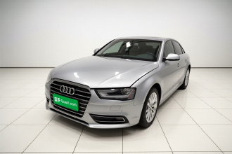 奥迪A4L 2016款 35 TFSI 典藏版 自动标准型