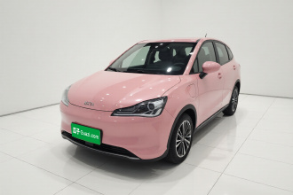 哪吒汽车 哪吒V 2022款 潮 400 Lite 粉色定制款