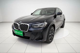 宝马X4 2022款 xDrive 25i M运动套装