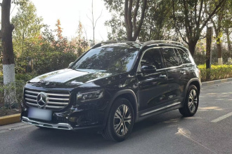 奔驰GLB 2024款 改款 GLB 220 动感型